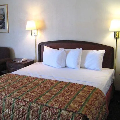 ** Motel Charlotte Express Inn United States